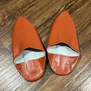 Handmade leather Moroccan slippers sz9